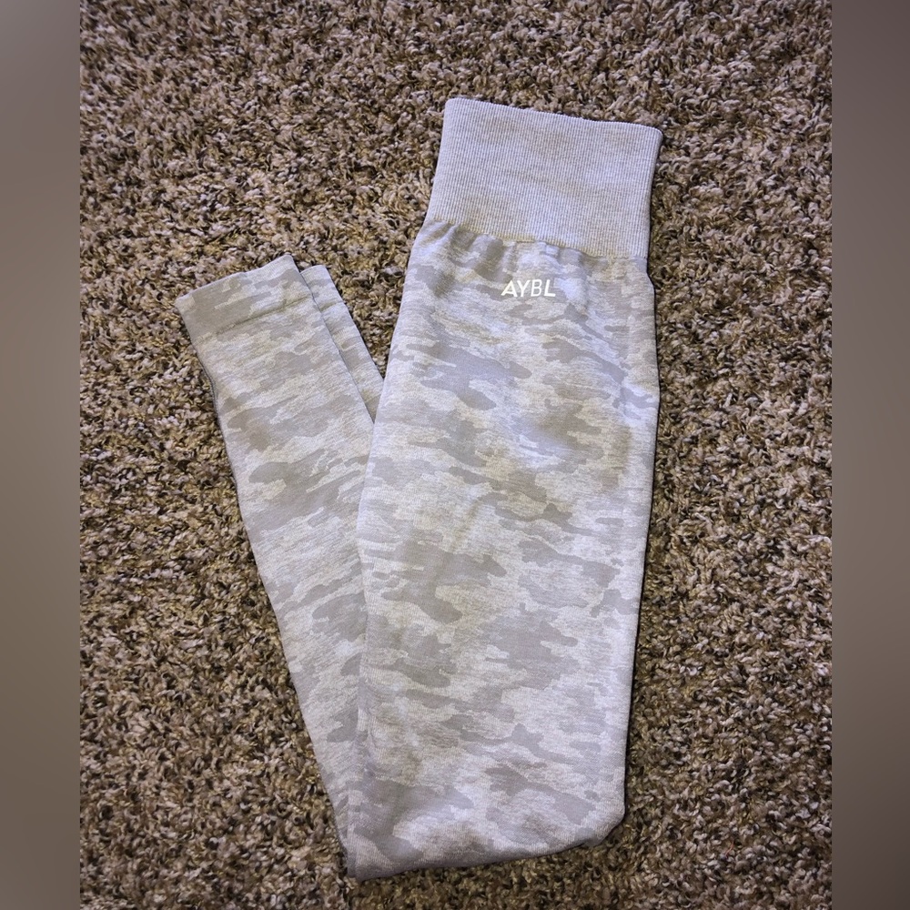 AYBL seamless camo legging